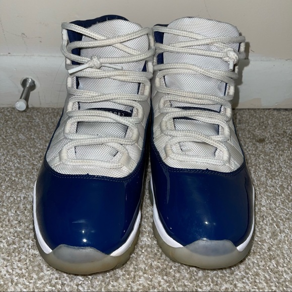 Mens Jordan 11s Navy blue - Picture 3 of 10